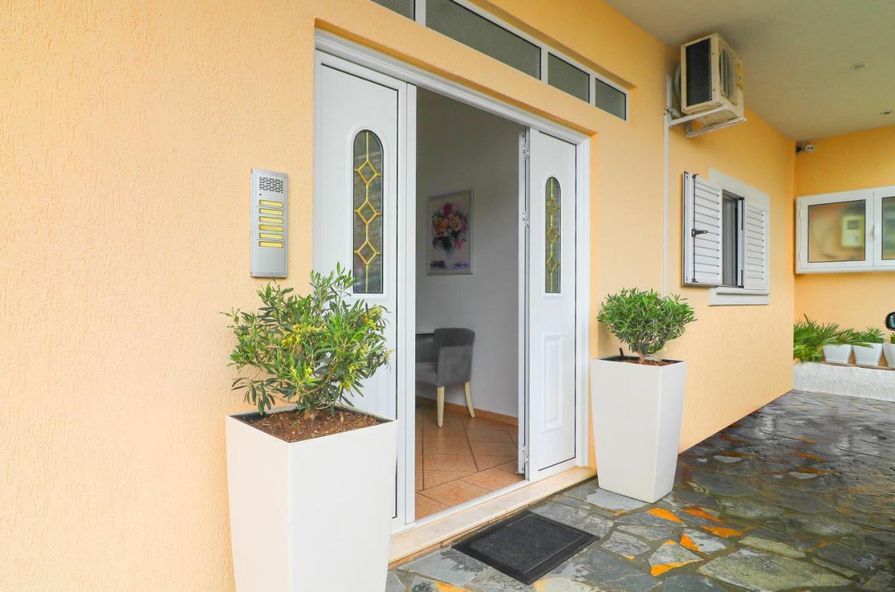 Lido Apartments ヒマラ エクステリア 写真