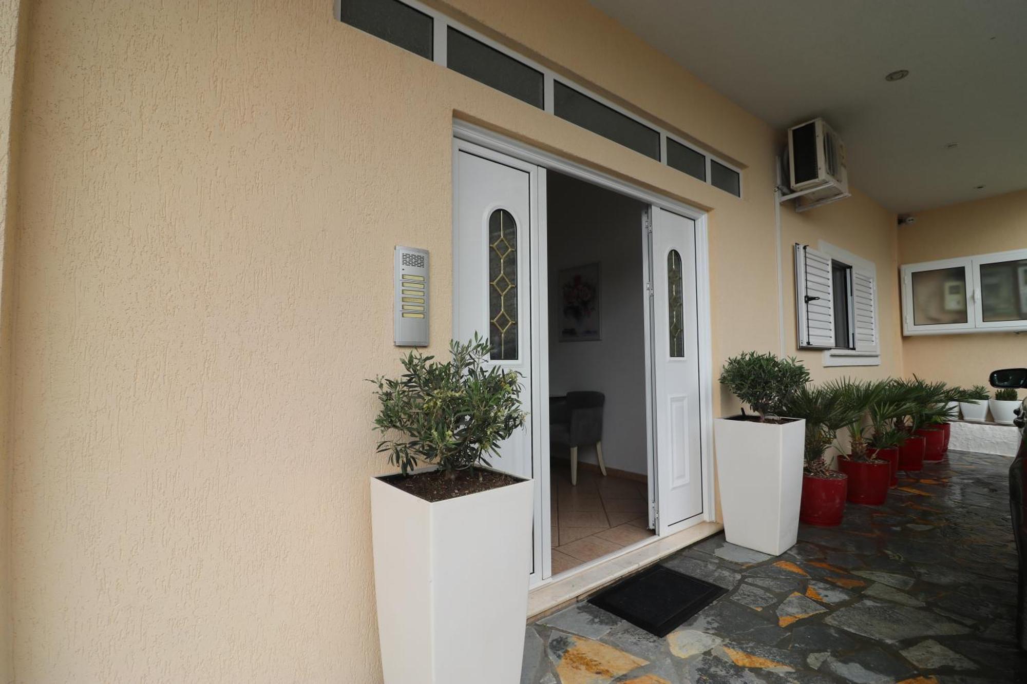 Lido Apartments ヒマラ 部屋 写真